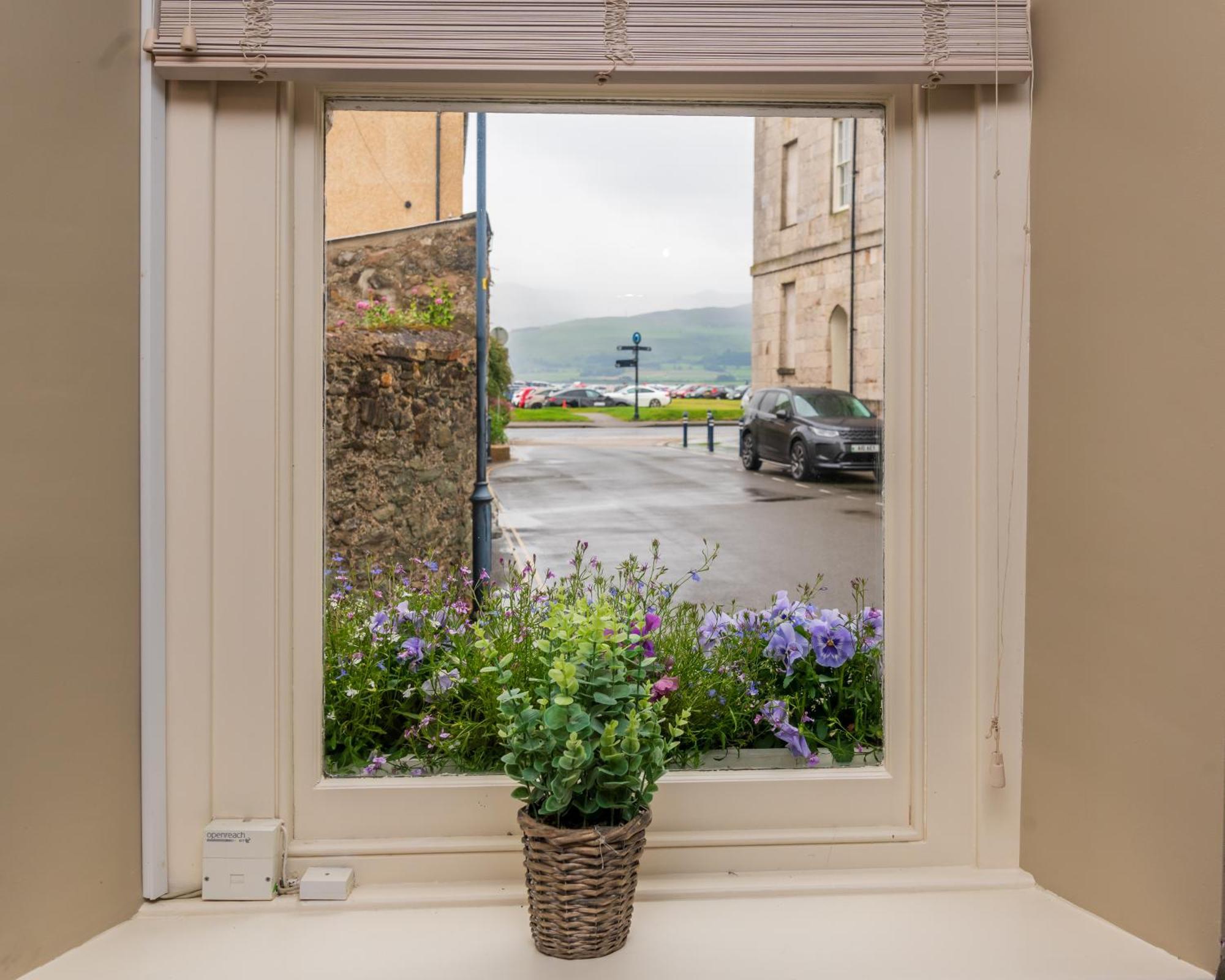 Castle Court Beaumaris Exterior foto